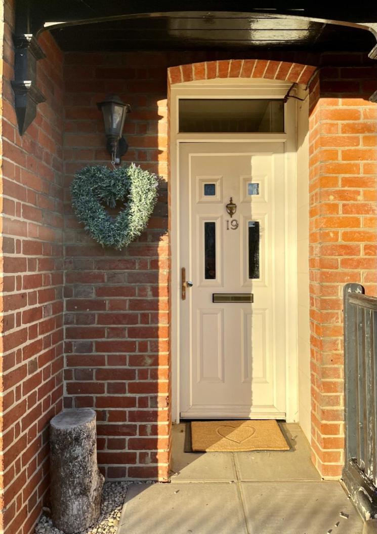 Spacious Two-Bedrooms House, Private Parking, Contractors, Relocators Oxford Exteriér fotografie